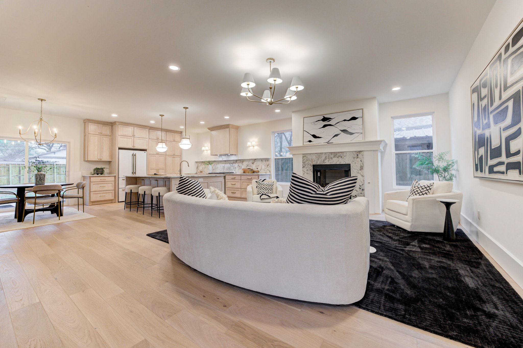 1128 NW 49th St dining room gold chandelier